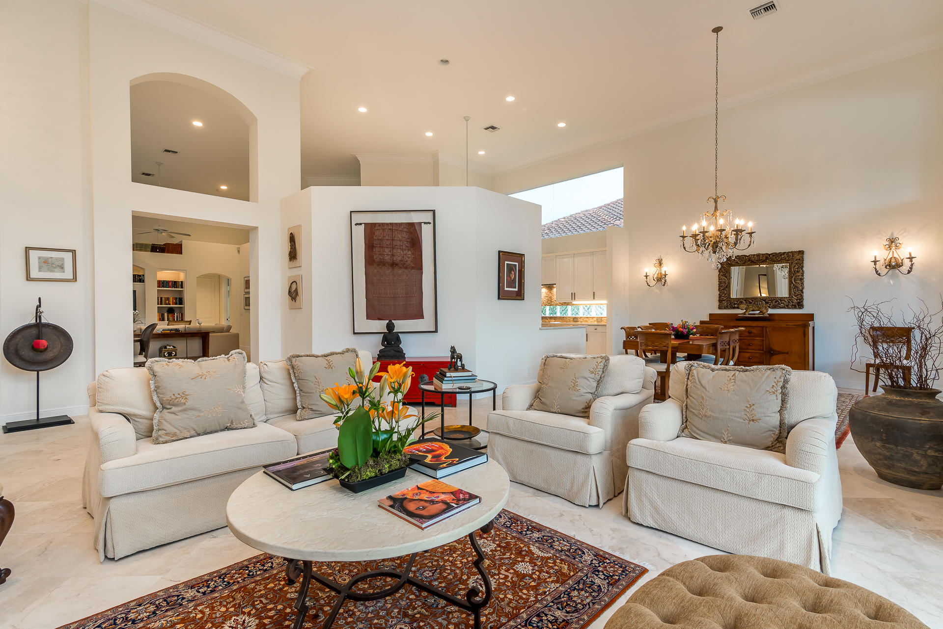Living/Dining area
