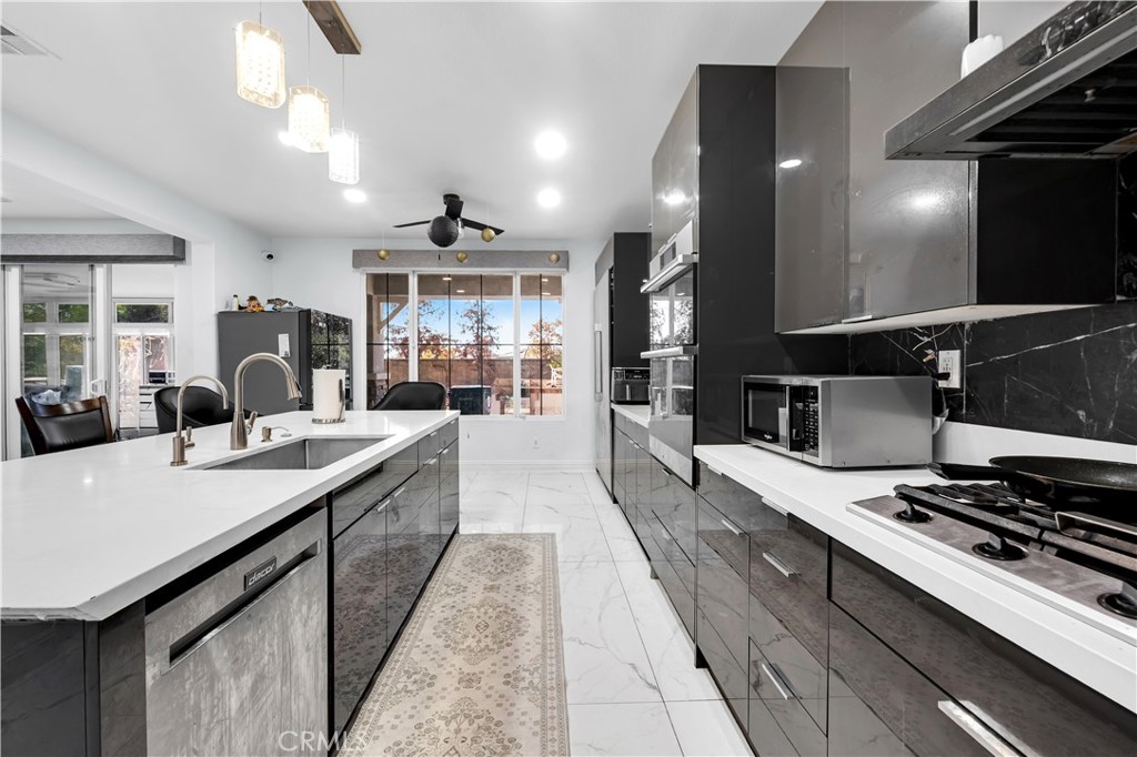 13859 Oak Leaf Way Rancho Cucamonga, CA 91739 - Photo 11 of 24