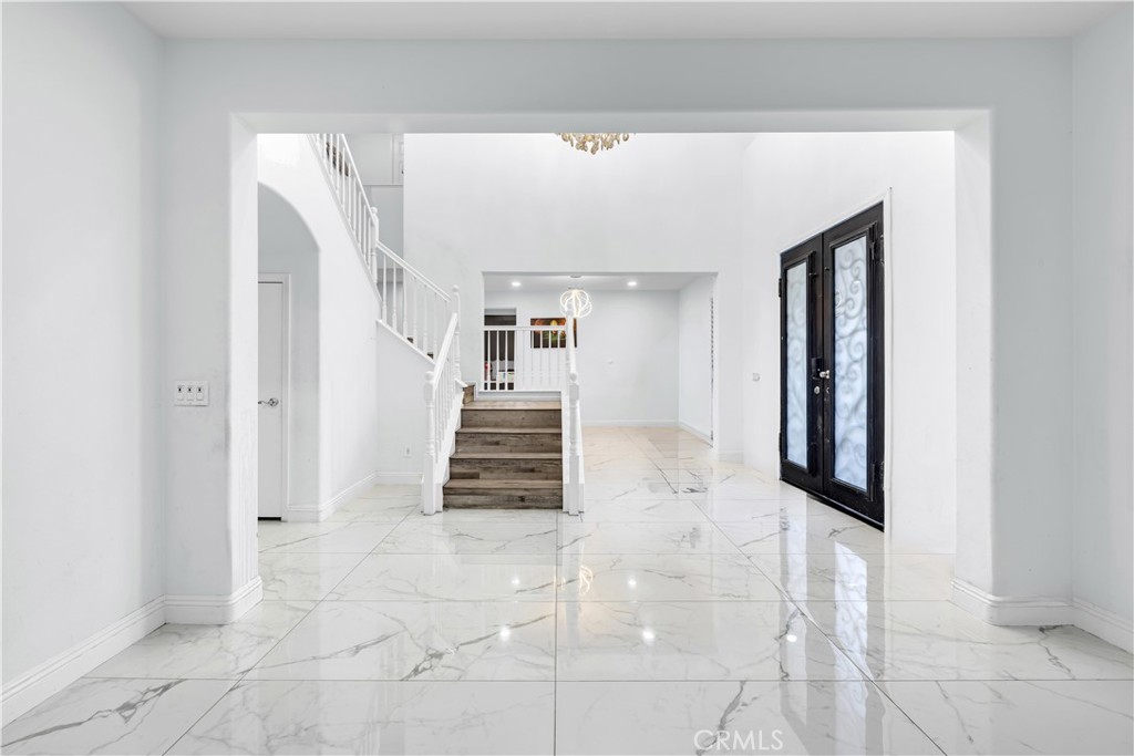 13859 Oak Leaf Way Rancho Cucamonga, CA 91739 - Photo 4 of 24