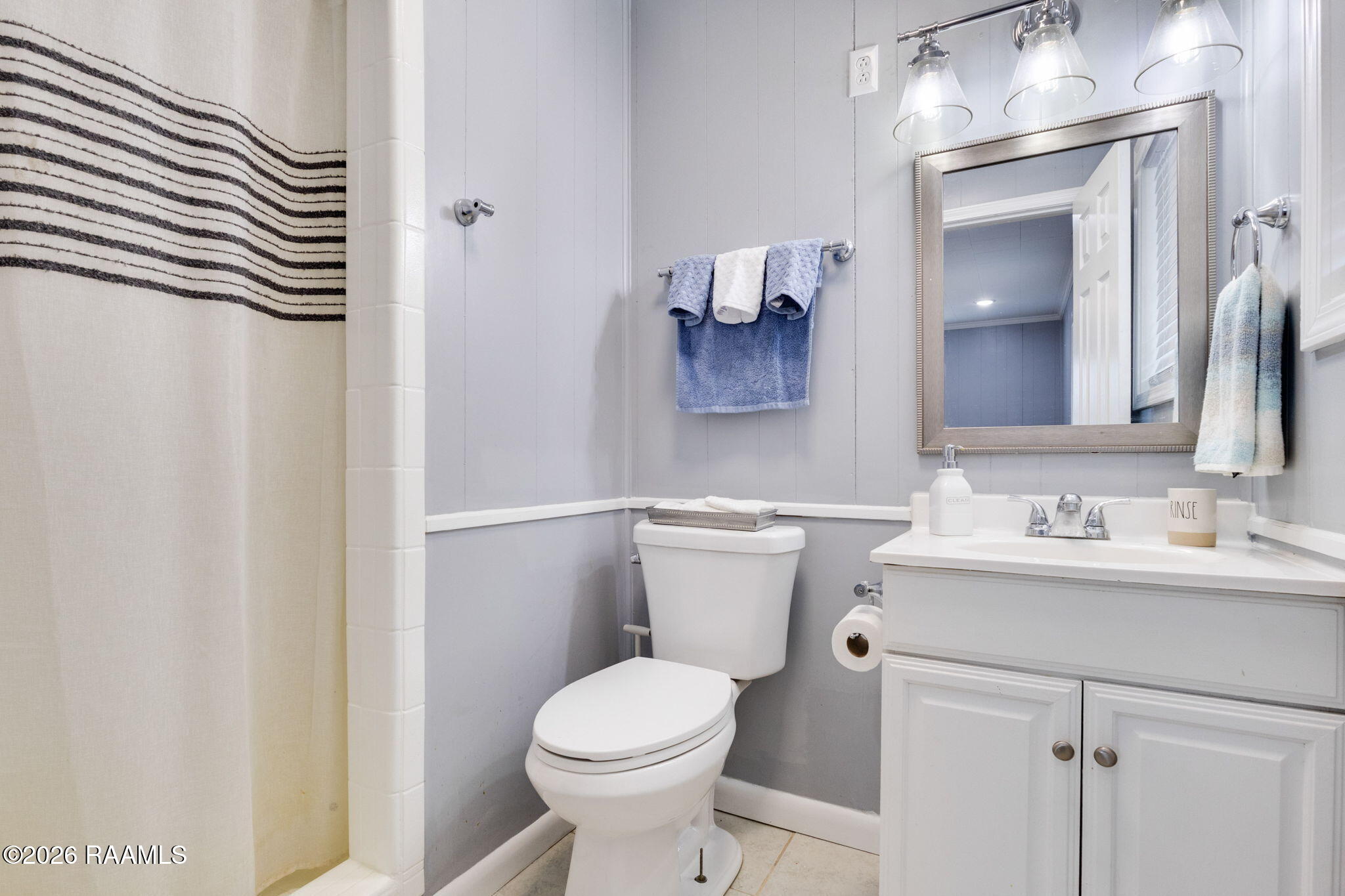 2208 Segura Road New Iberia, LA 70560 - Photo 5 of 11 10-web-or-mls-2208 segura rd-9