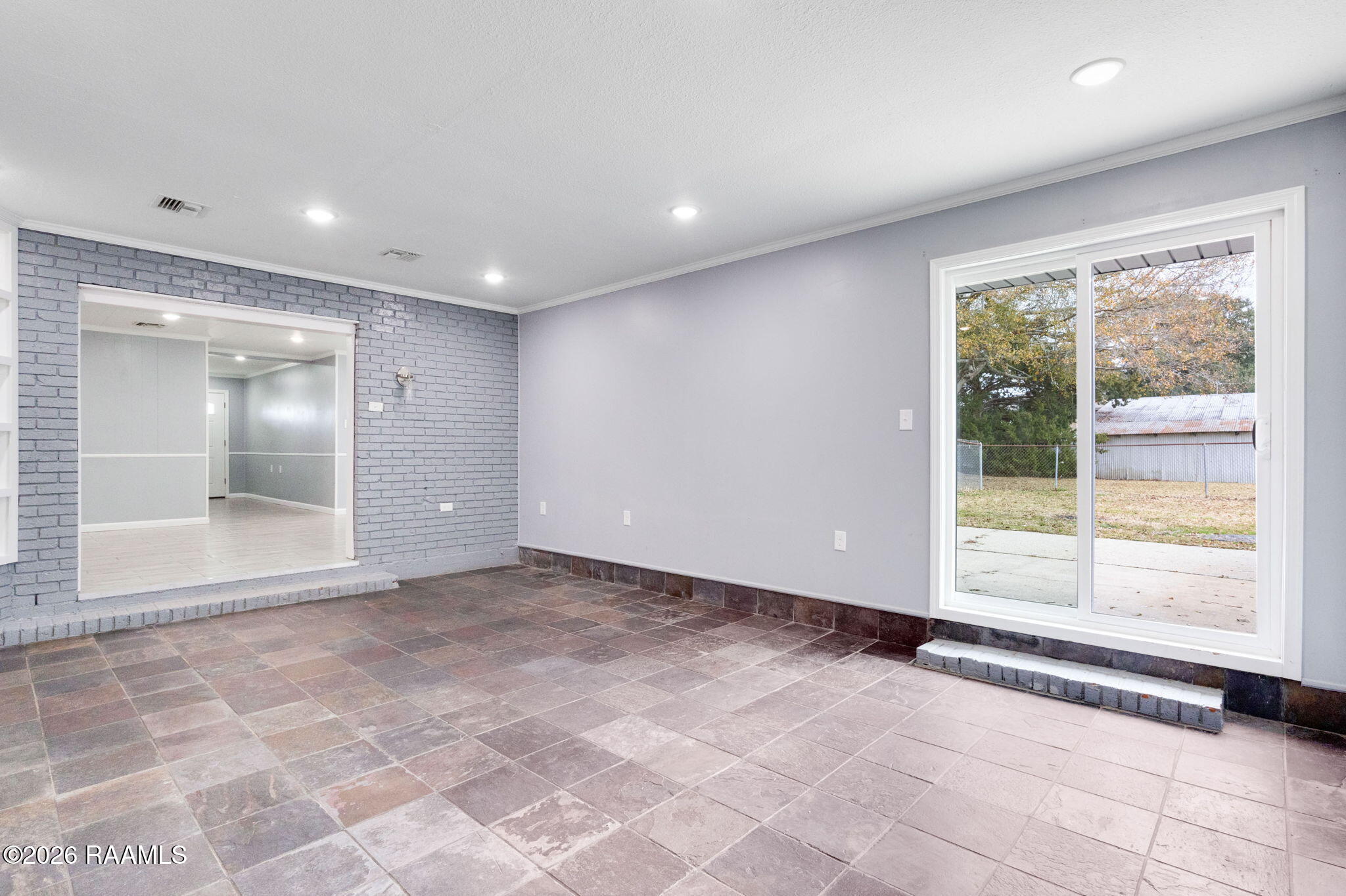 2208 Segura Road New Iberia, LA 70560 - Photo 8 of 11 13-web-or-mls-2208 segura rd-12