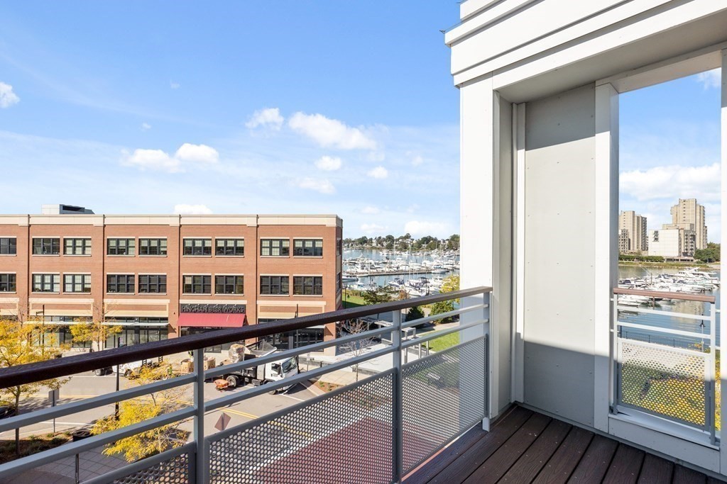 23 Shipyard Drive, Unit 405 Hingham, MA 02043 - Photo 33 of 42