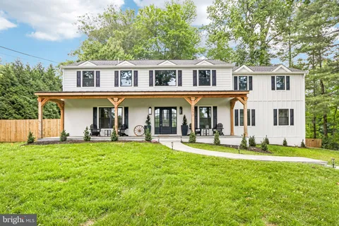 $2,295,000 | 2577 Wayland Road, Berwyn, PA 19312