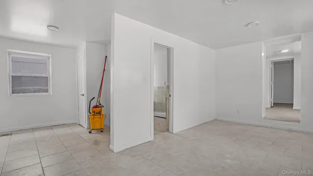 $799,000 | 3412 Hunter Avenue | Eastchester