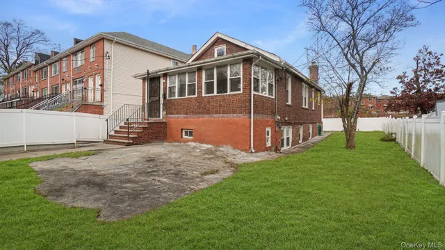 $799,000 | 3412 Hunter Avenue | Eastchester