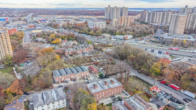 $799,000 | 3412 Hunter Avenue | Eastchester