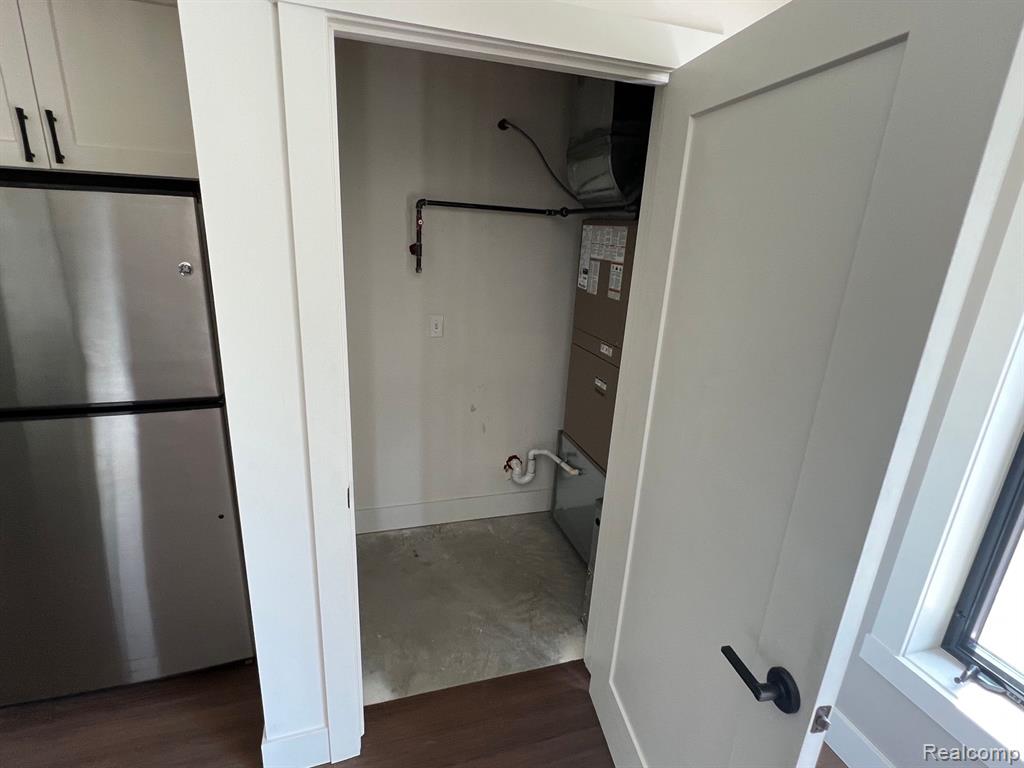 112 Walnut Boulevard, Unit 203 Rochester, MI 48307 - Photo 18 of 21