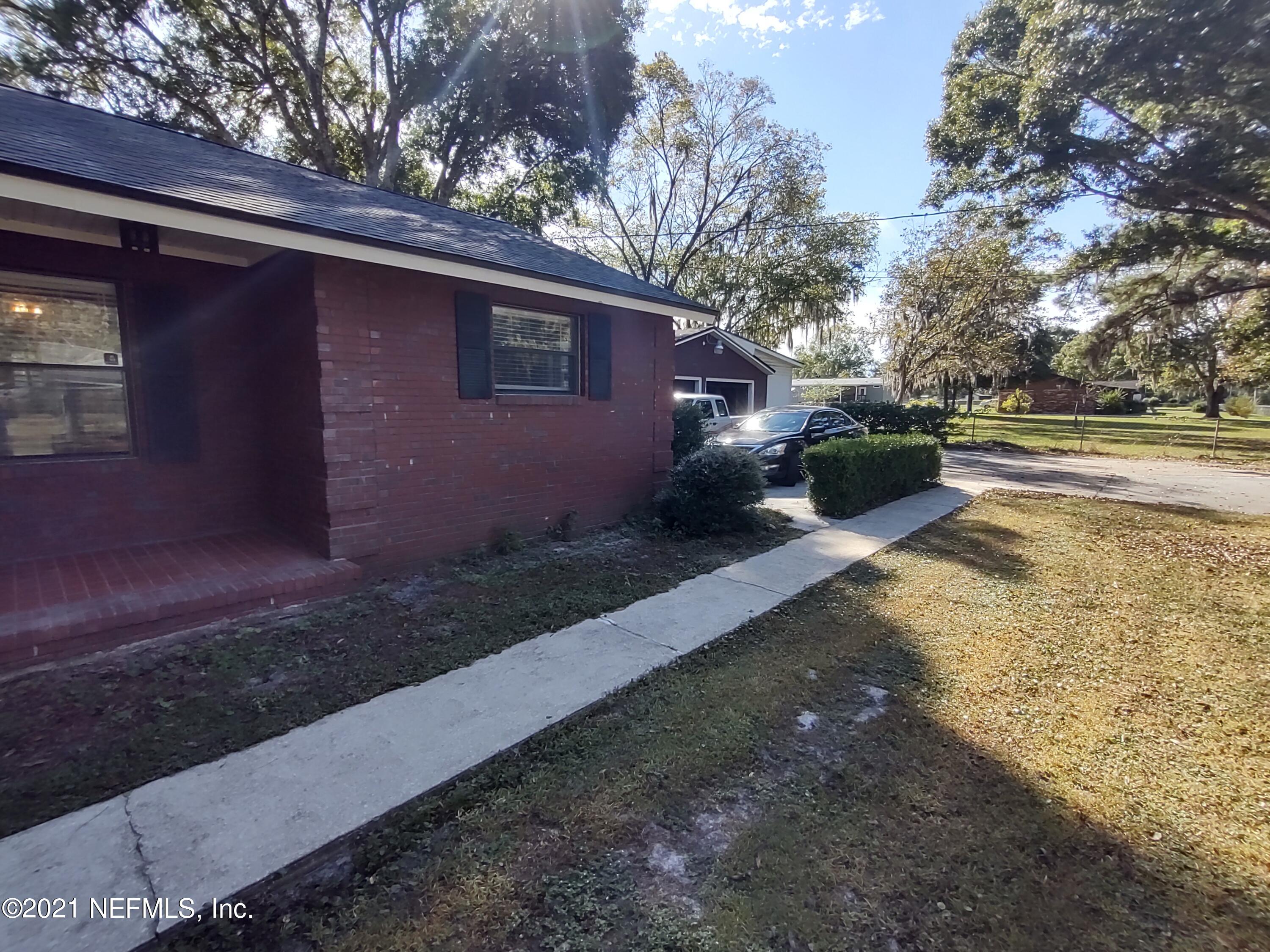 3806 Rancho Road East Jacksonville, FL 32221 - Photo 3 of 37 IMG_20211027_151155717_HDR