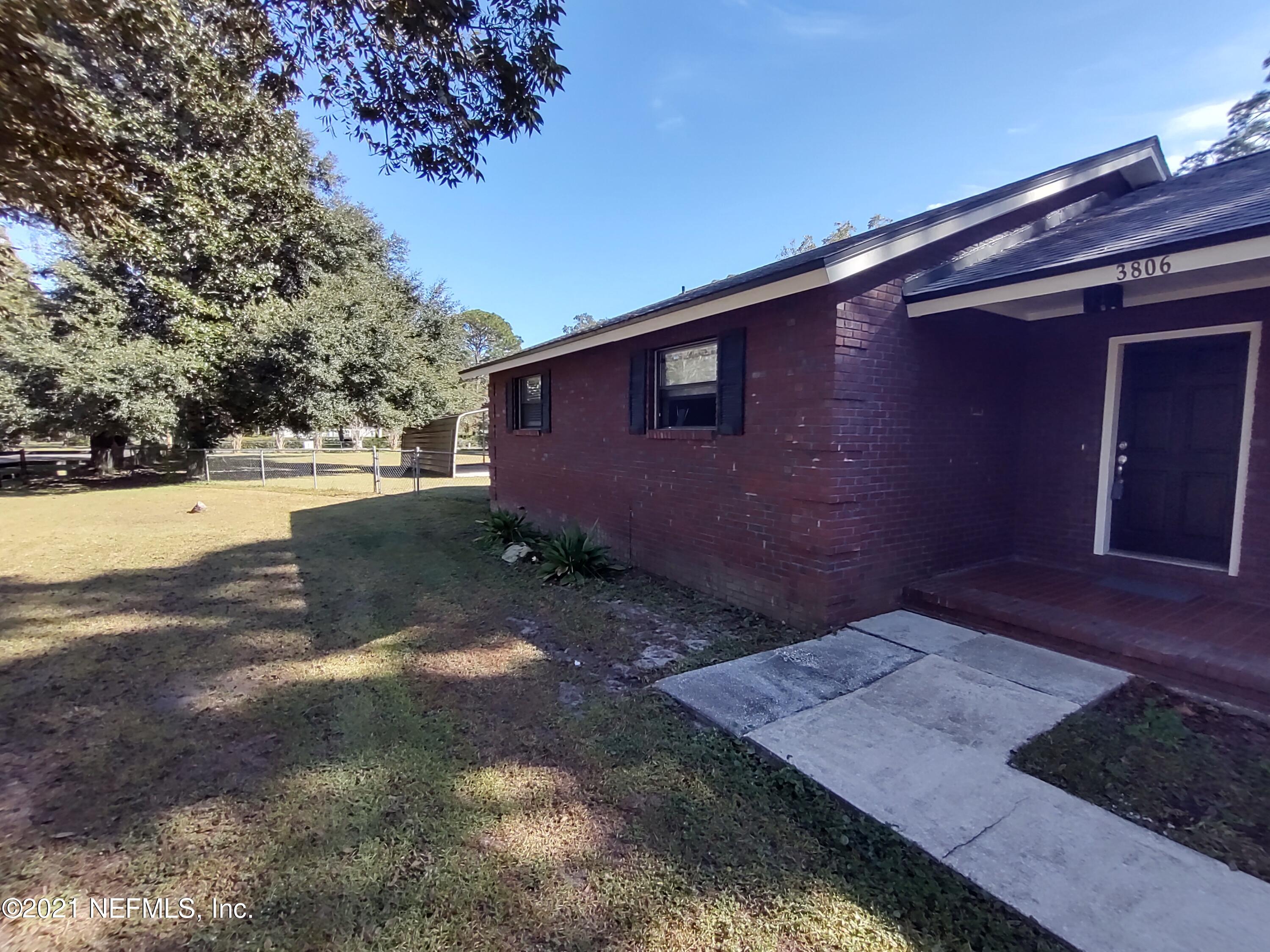 3806 Rancho Road East Jacksonville, FL 32221 - Photo 4 of 37 IMG_20211027_151152161_HDR