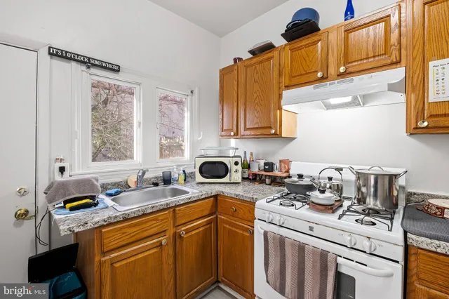 $140,000 | 2 Lower Oak Street, Wilmington, DE 19805