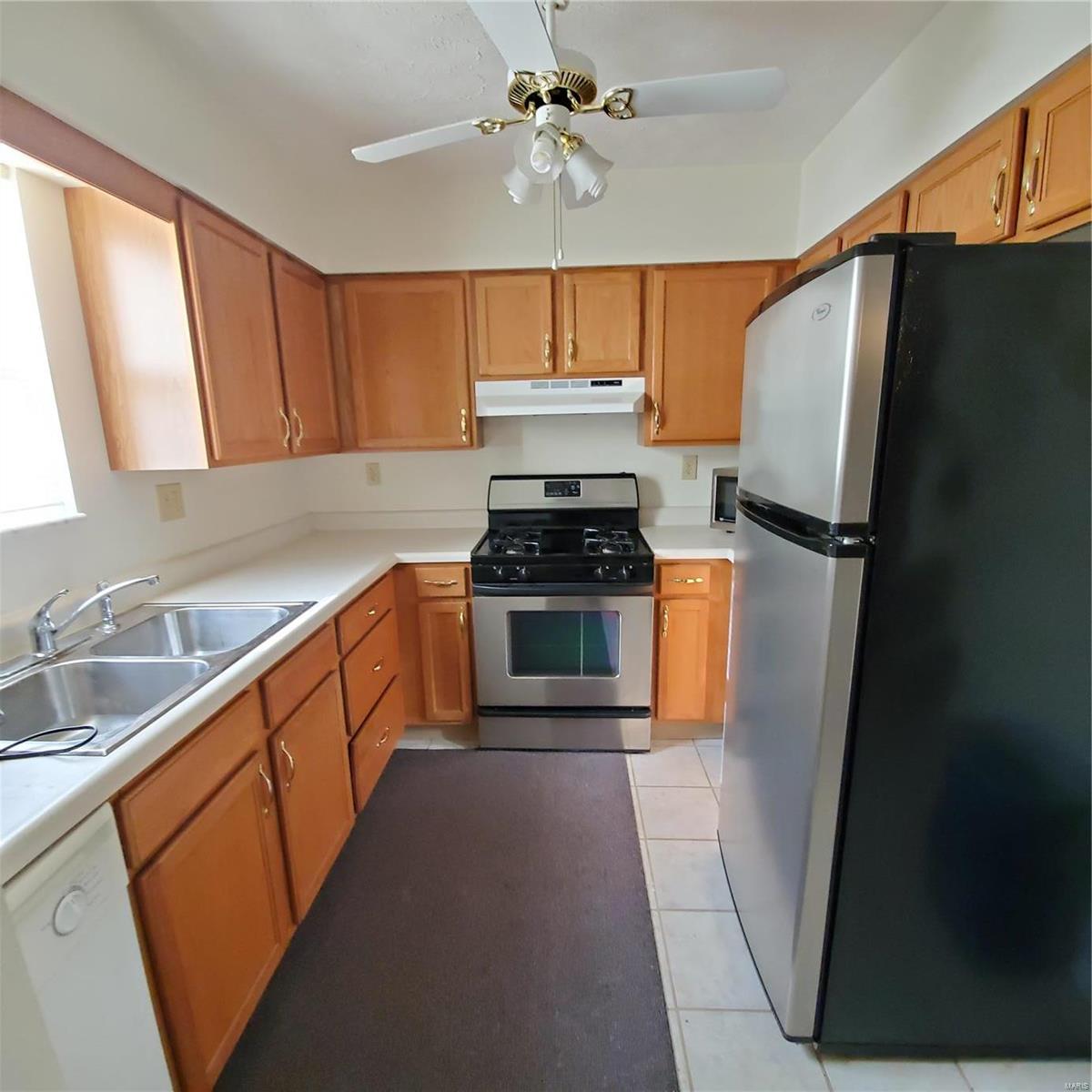 1855 Edwardsville Road Madison, IL 62060 - Photo 5 of 8