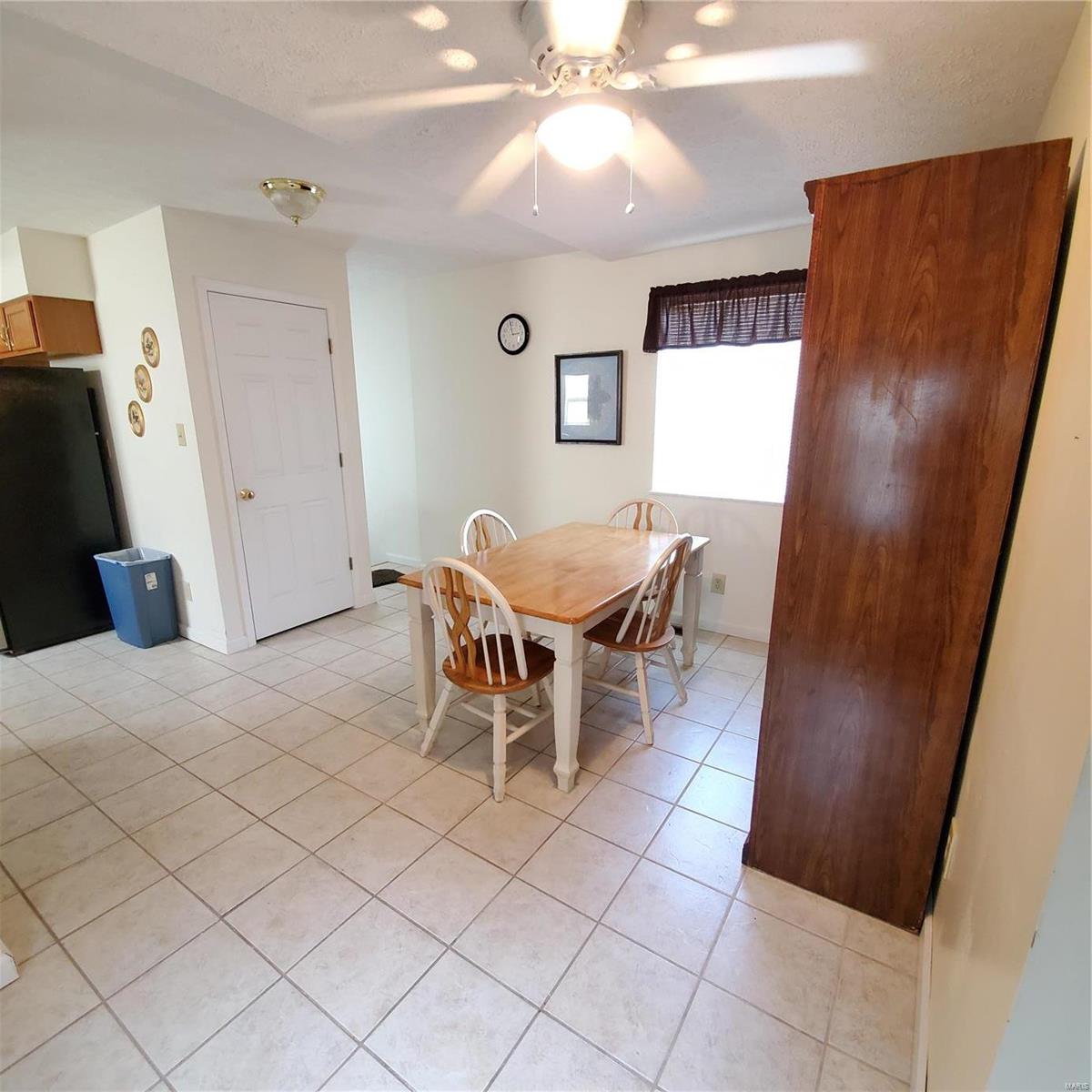 1855 Edwardsville Road Madison, IL 62060 - Photo 7 of 8