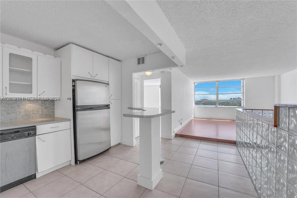 150 Southeast 25th Road, Unit 15J Miami, FL 33129 - Photo 10 of 14