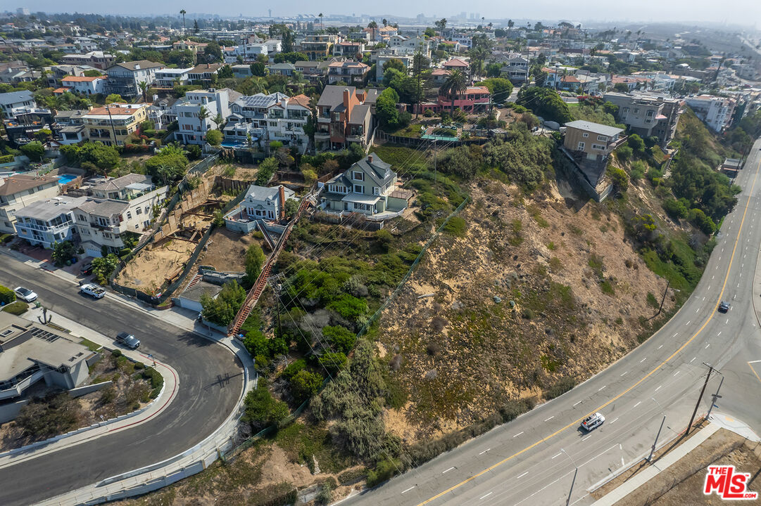 6916 Vista Del Mar Playa del Rey, CA 90293 - Photo 15 of 51 a view of a city