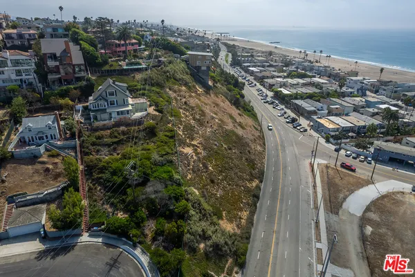 $1,050,000 | 6916 Vista Del Mar, Playa del Rey, CA 90293