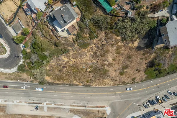 $1,050,000 | 6916 Vista Del Mar, Playa del Rey, CA 90293