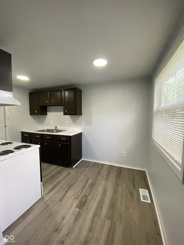 $2,100 | 12824 East 131st Street, Fishers, IN 46037