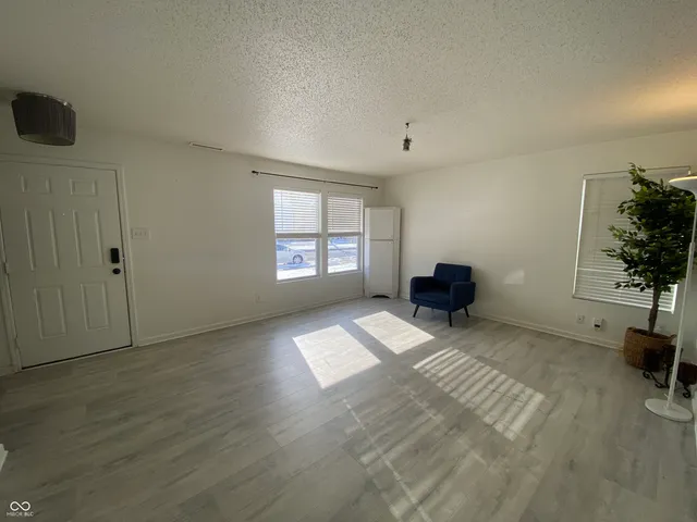 $2,100 | 12824 East 131st Street, Fishers, IN 46037