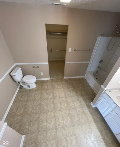 $2,100 | 12824 East 131st Street, Fishers, IN 46037