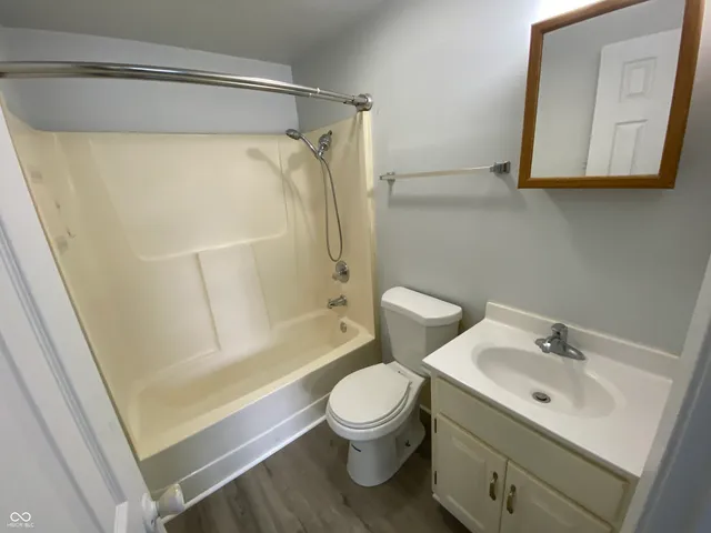 $2,100 | 12824 East 131st Street, Fishers, IN 46037