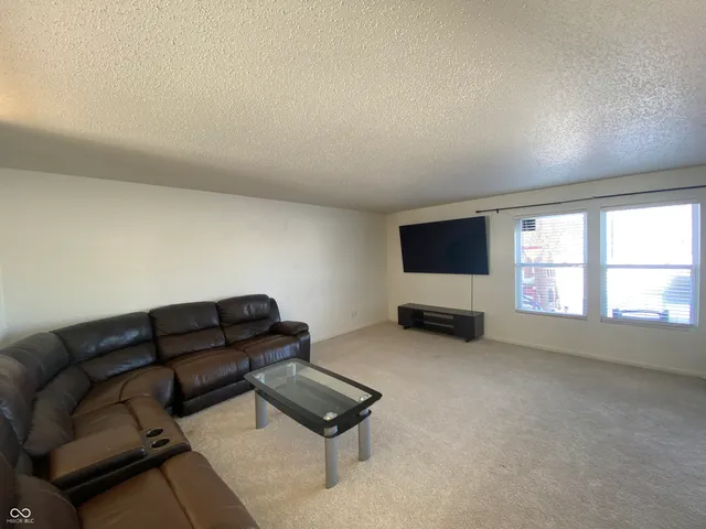 $2,100 | 12824 East 131st Street, Fishers, IN 46037