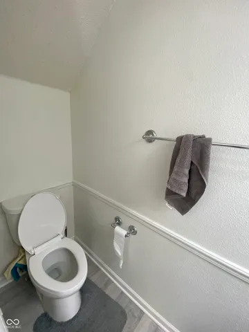 $2,100 | 12824 East 131st Street, Fishers, IN 46037