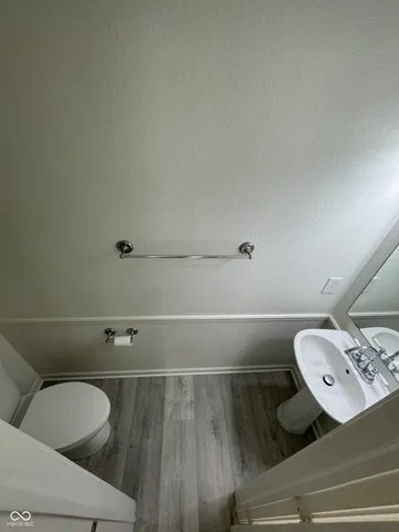 $2,100 | 12824 East 131st Street, Fishers, IN 46037