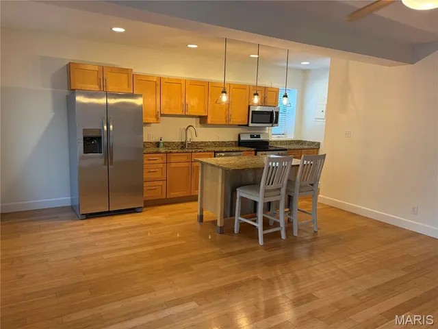 $1,425 | 4220 McPherson Avenue, Unit 101, St. Louis, MO 63108