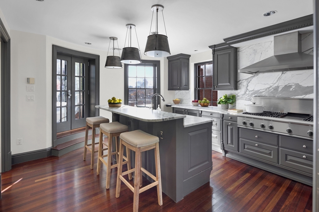 86 Mt Vernon Street Boston, MA 02108 - Photo 11 of 26