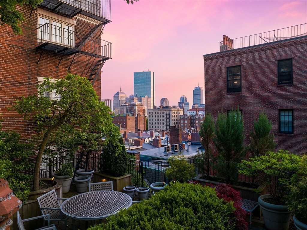 86 Mt Vernon Street Boston, MA 02108 - Photo 15 of 26