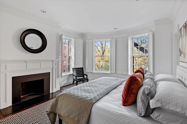 $8,990,000 | 86 Mt Vernon Street, Boston, MA 02108