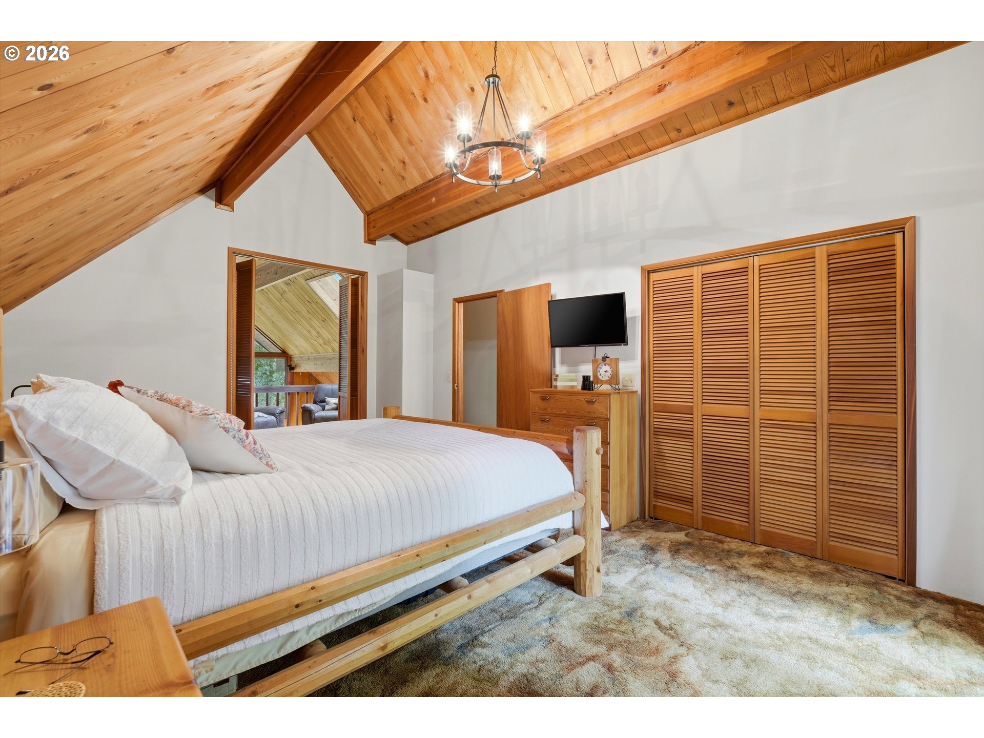 57206 East Marmot Road Sandy, OR 97055 - Photo 13 of 41