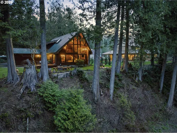 $950,000 | 57206 East Marmot Road, Sandy, OR 97055