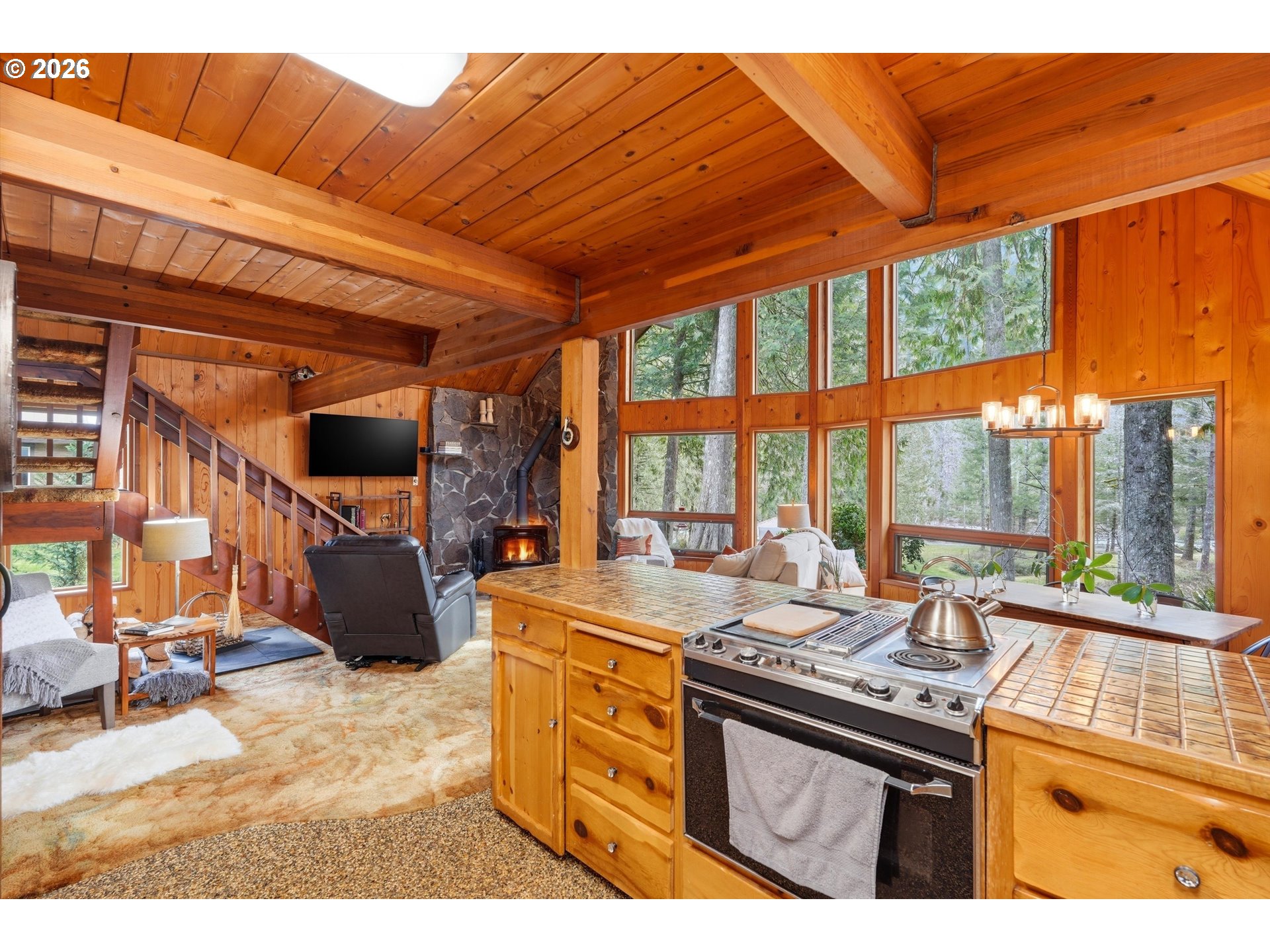 57206 East Marmot Road Sandy, OR 97055 - Photo 9 of 41