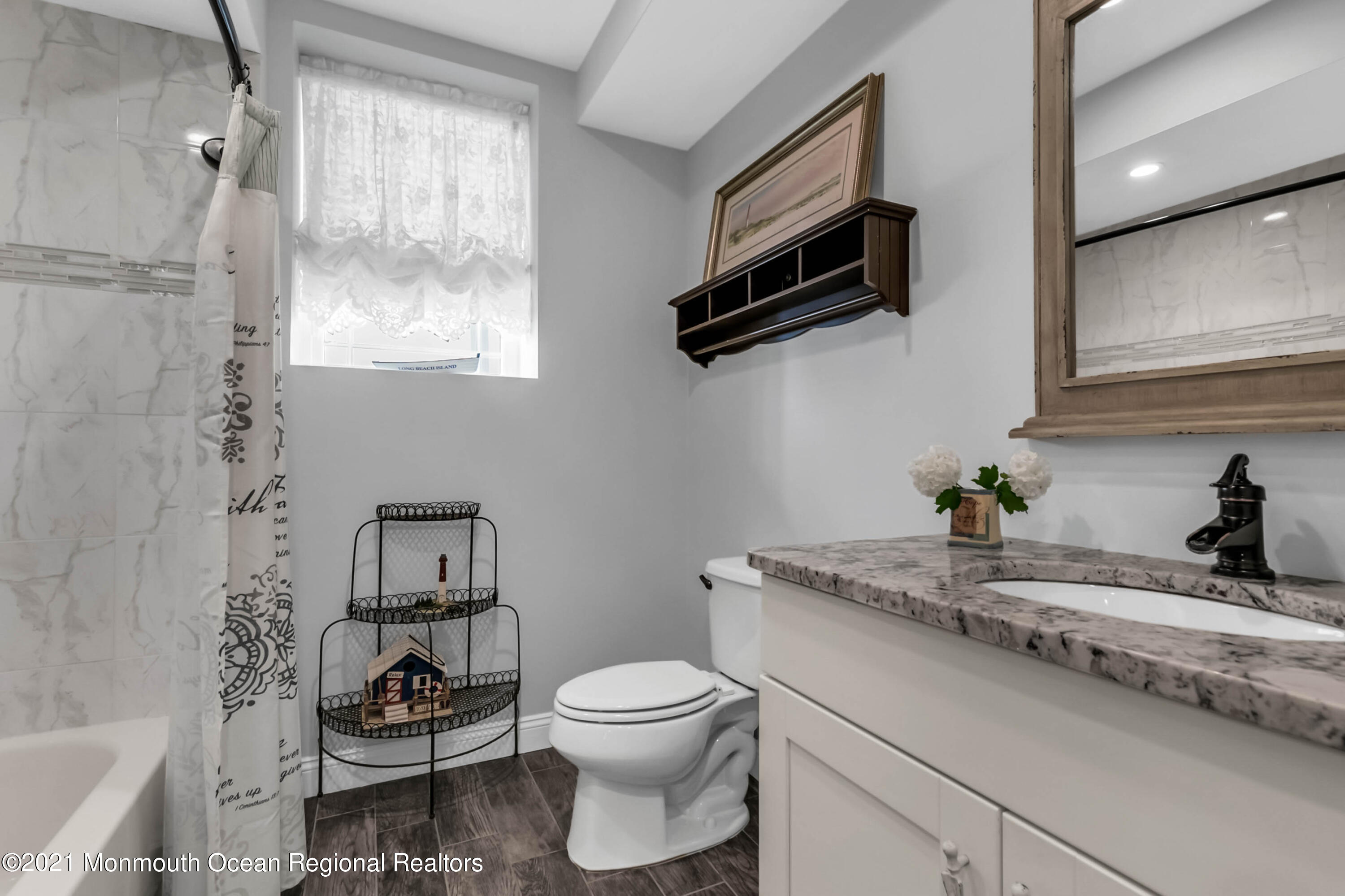 365 Yeoman Road Manahawkin, NJ 08050 - Photo 33 of 53 32
