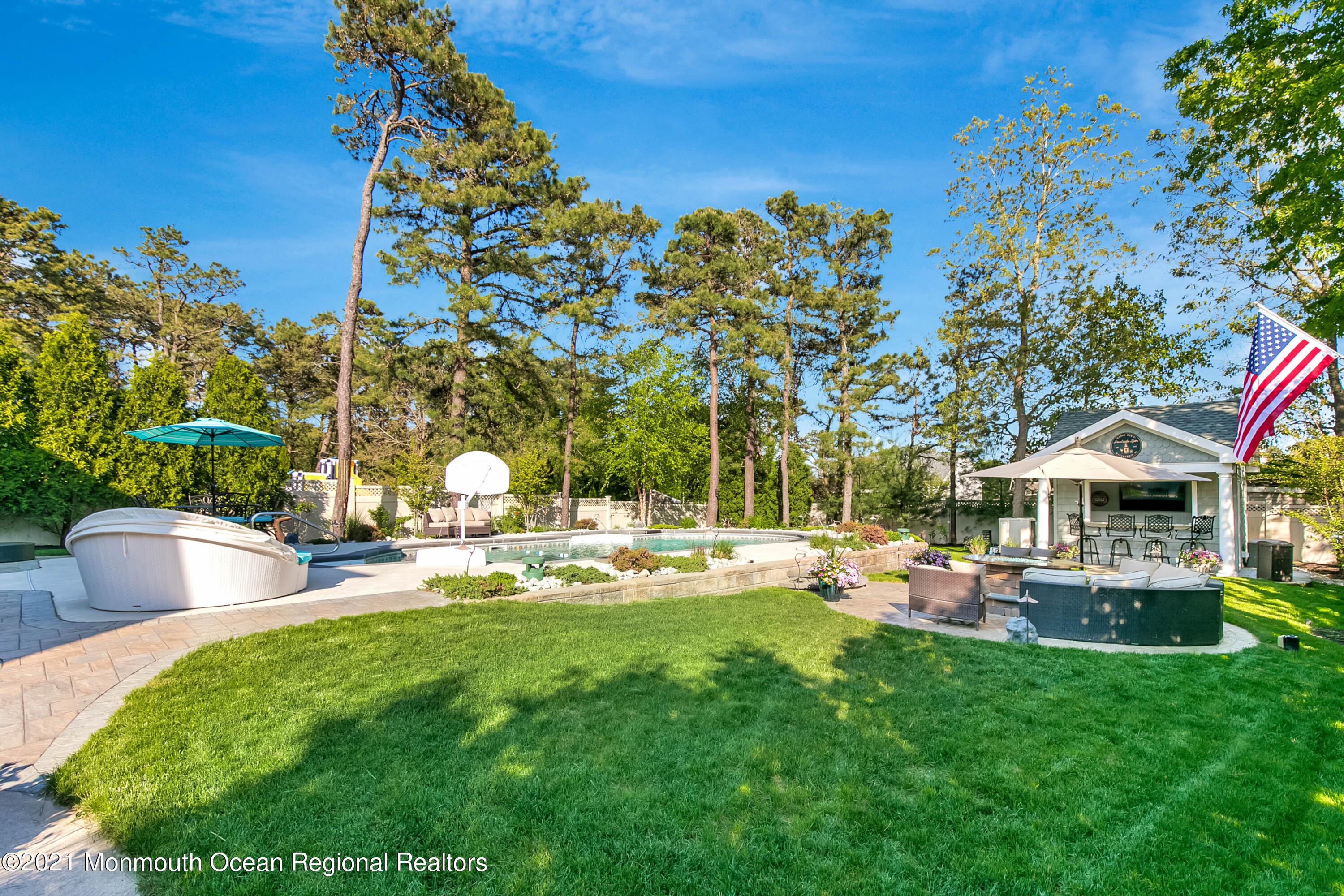 365 Yeoman Road Manahawkin, NJ 08050 - Photo 40 of 53 38
