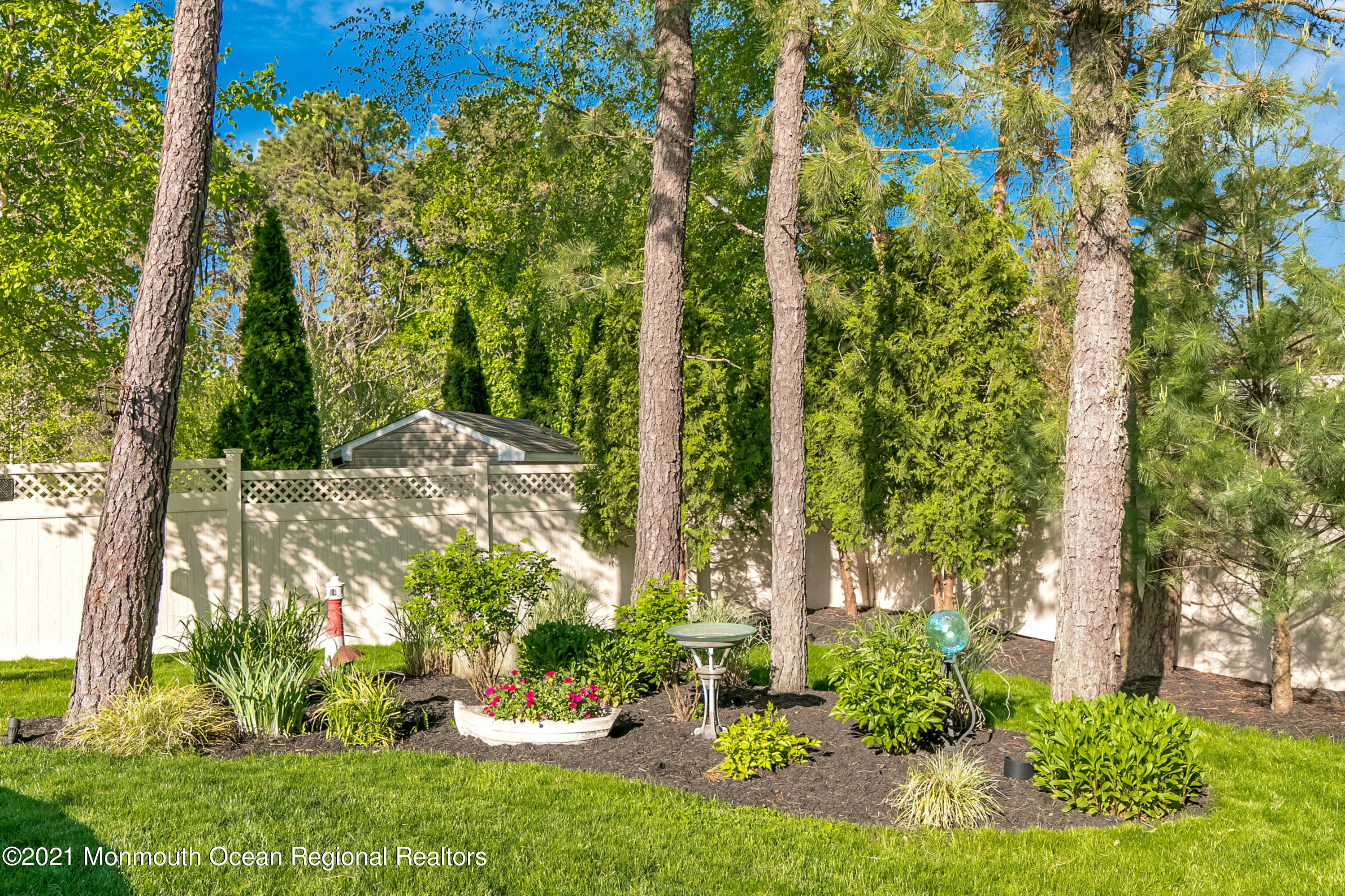 365 Yeoman Road Manahawkin, NJ 08050 - Photo 46 of 53 43