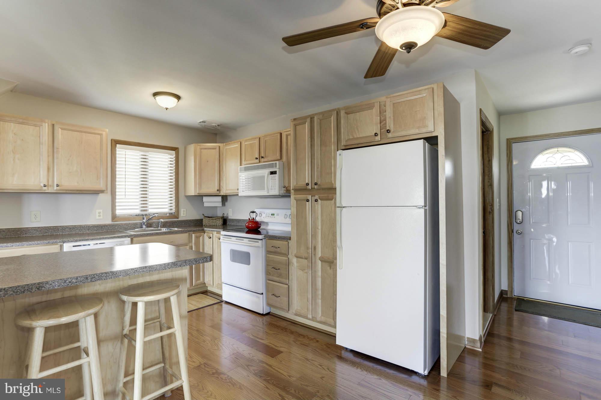 1077 Shore Acres Road Arnold, MD 21012 - Photo 8 of 30 Updated Bistro Dining Bar Kitchen