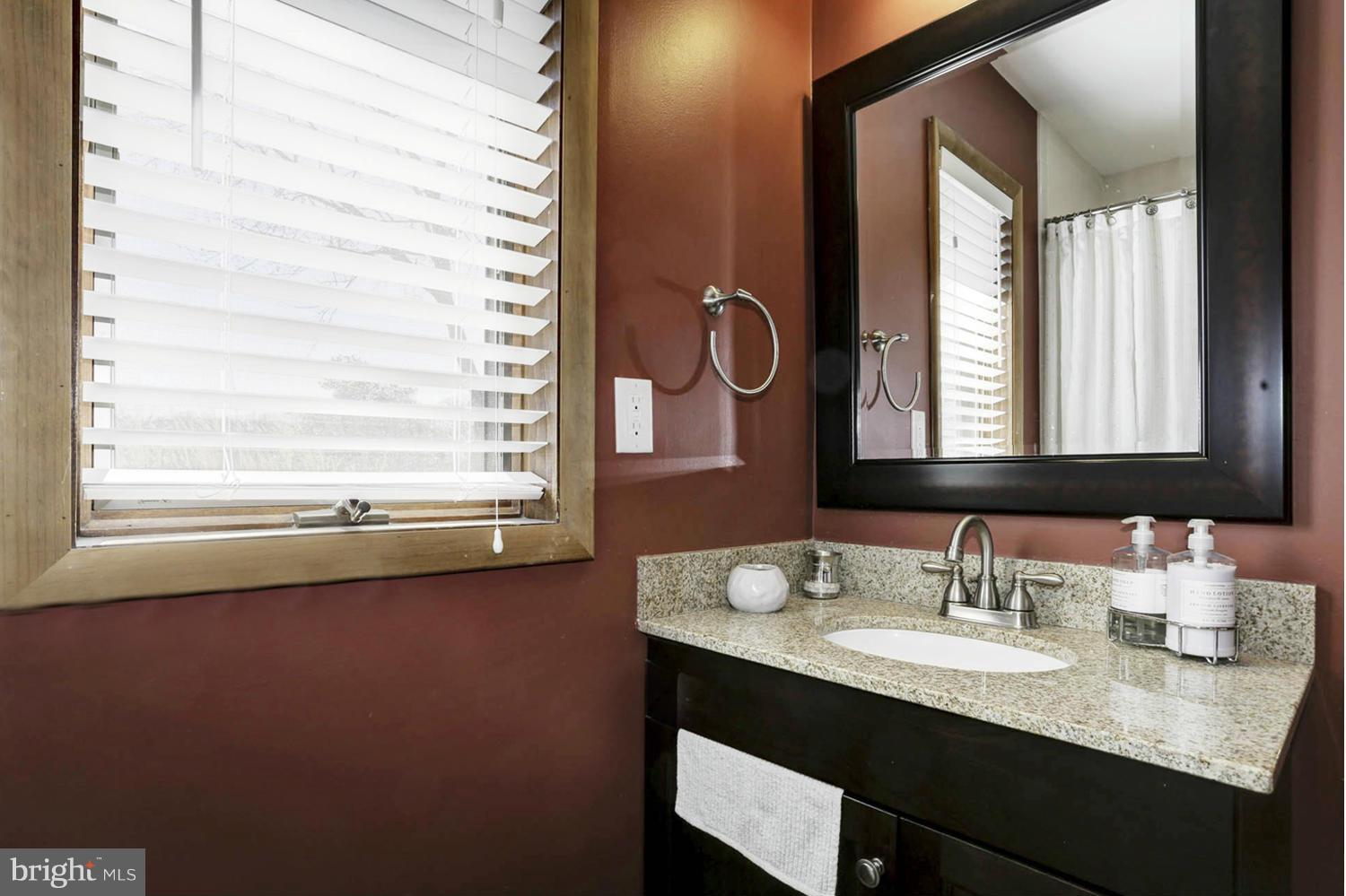1077 Shore Acres Road Arnold, MD 21012 - Photo 10 of 30 Completely Renovated Baths with Urban Appointments