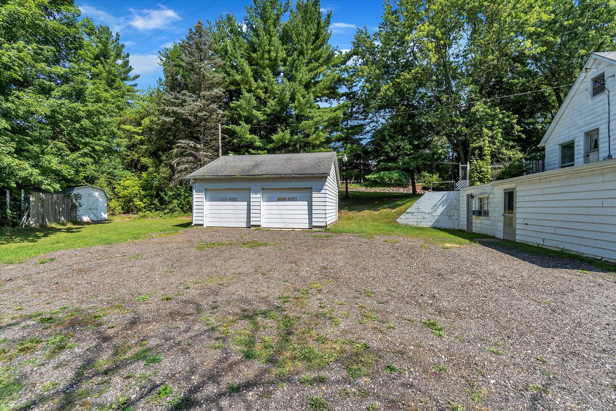 115 West Liberty Road Clarklake, MI 49234 - Photo 38 of 47 38-115-W-Liberty-Rd-Windowstill-Real-Est