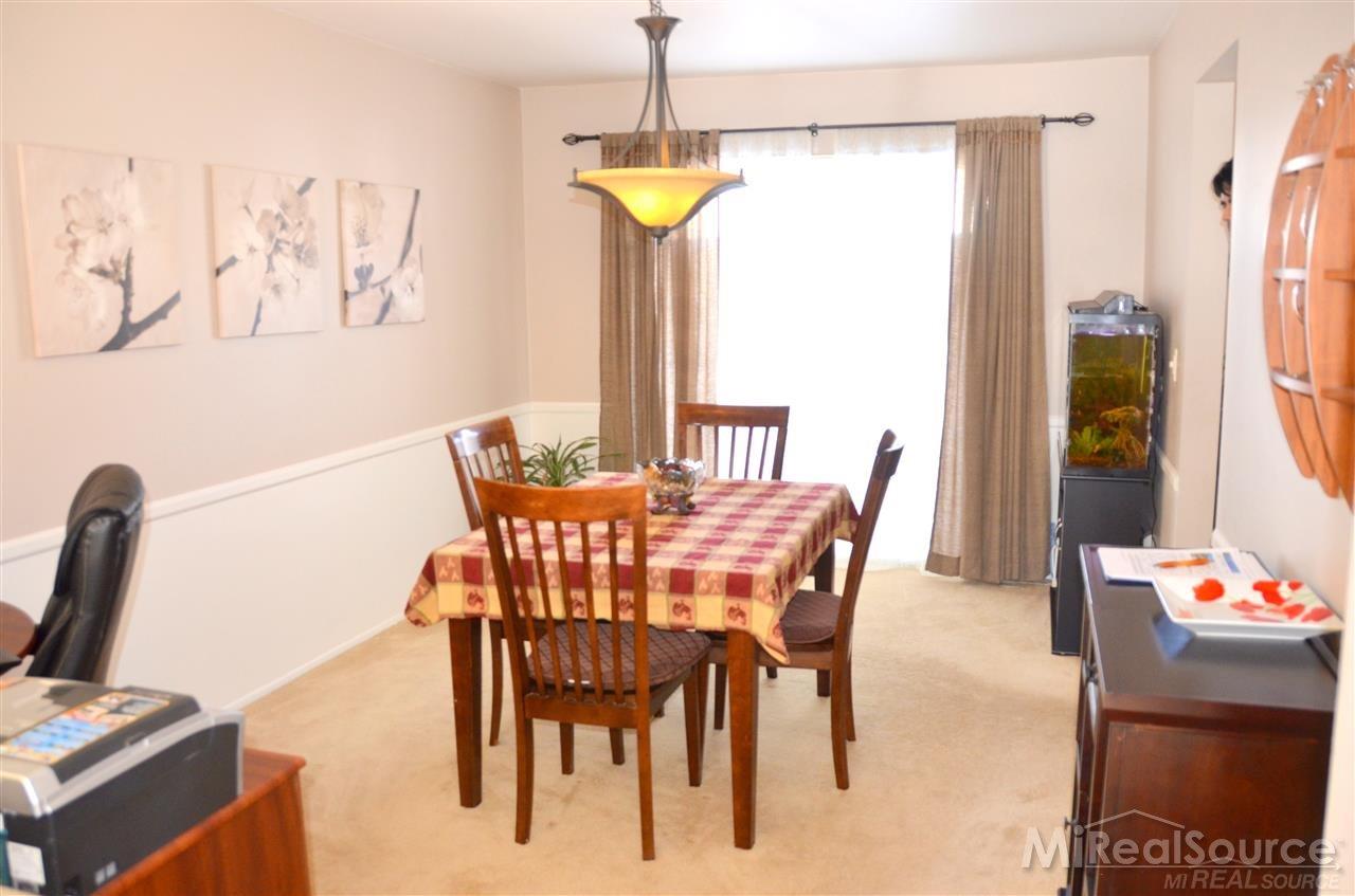 1455 Lantern Lane Rochester Hills, MI 48306 - Photo 12 of 27