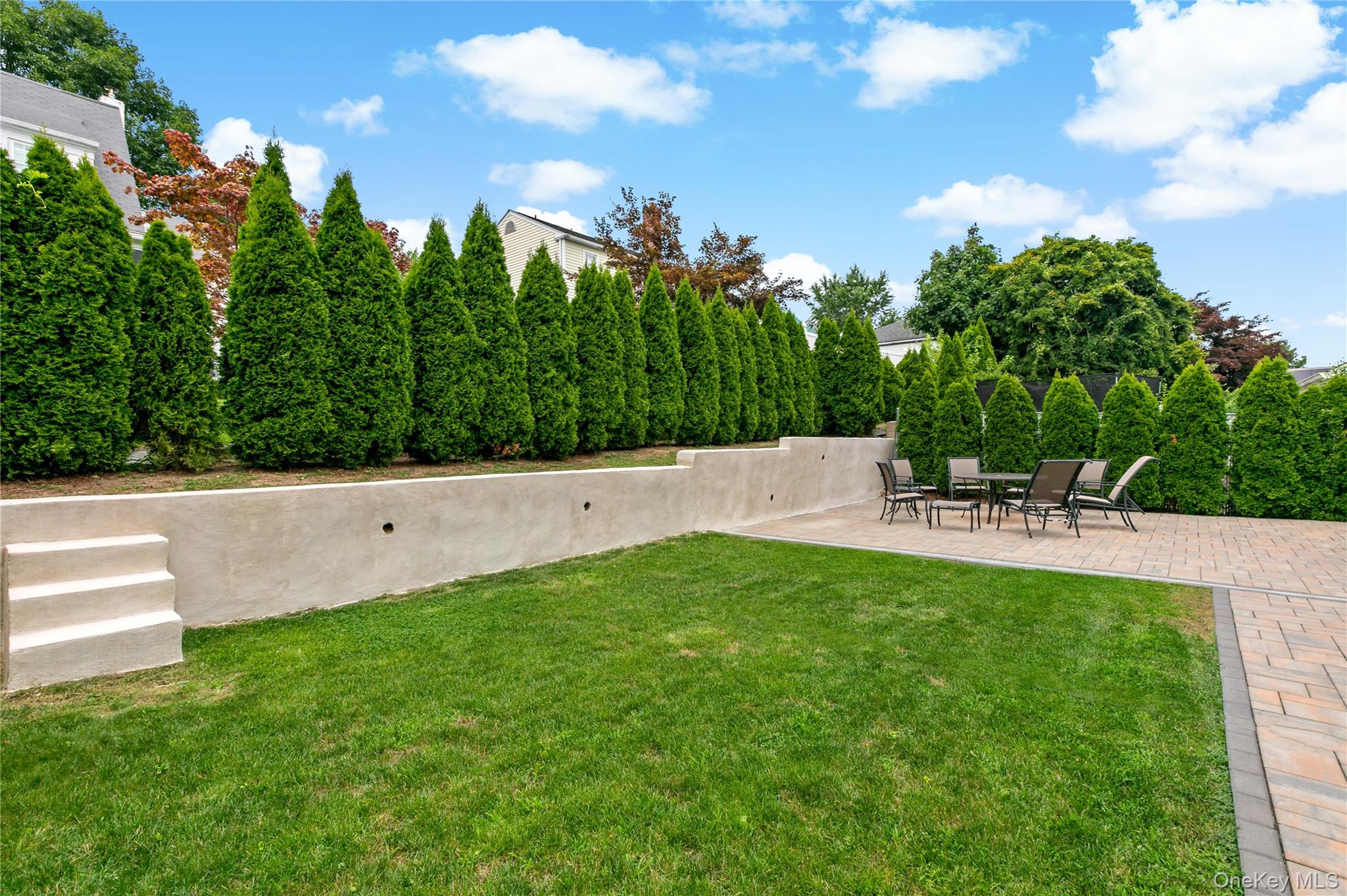 63 White Road Scarsdale, NY 10583 - Photo 17 of 22 Backyard Views