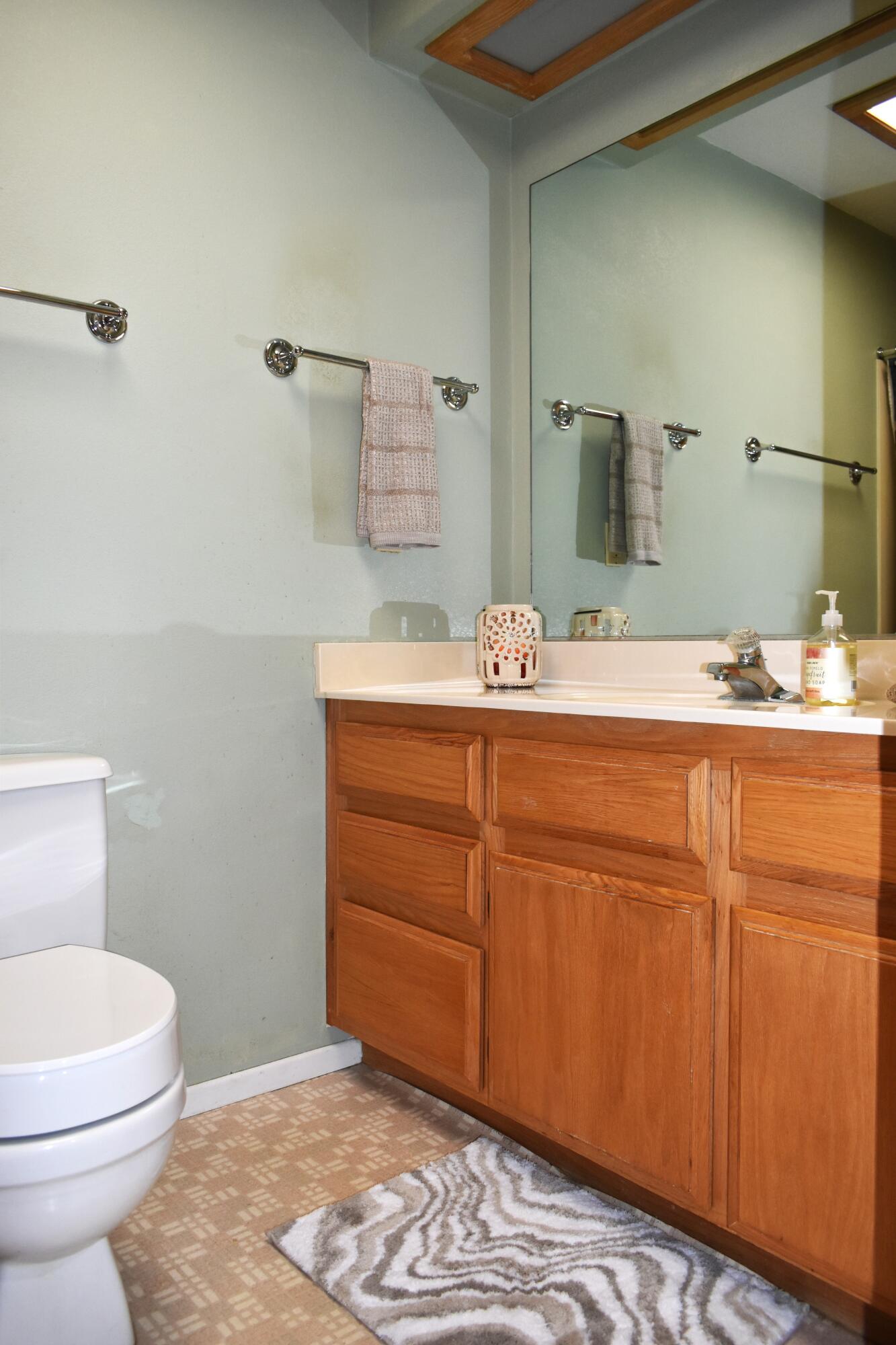 3112 Springbrook Road Medford, OR 97504 - Photo 16 of 30 DSC_0573