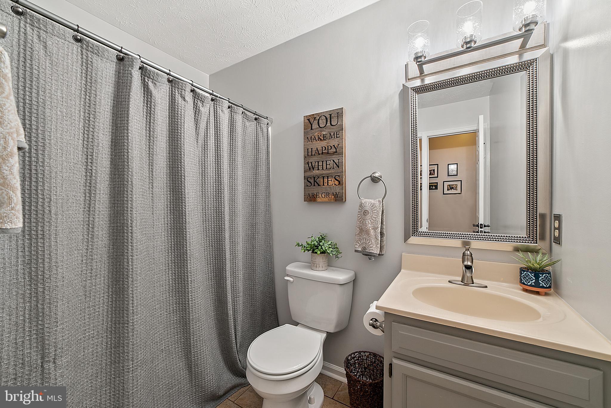 194 Hickory Nut Road Linden, VA 22642 - Photo 21 of 47 Hall Bath