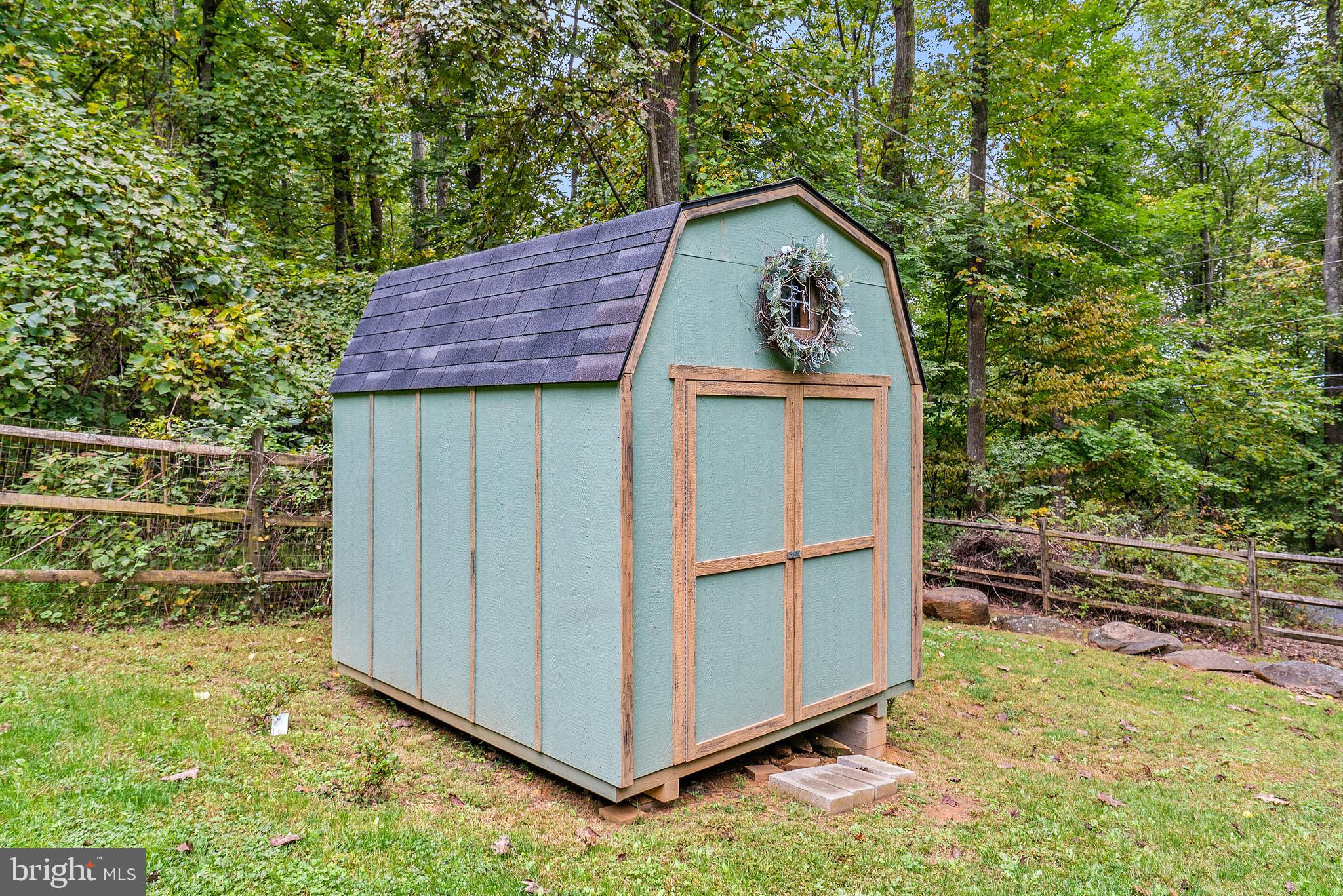 194 Hickory Nut Road Linden, VA 22642 - Photo 31 of 47 Gallery Image 31