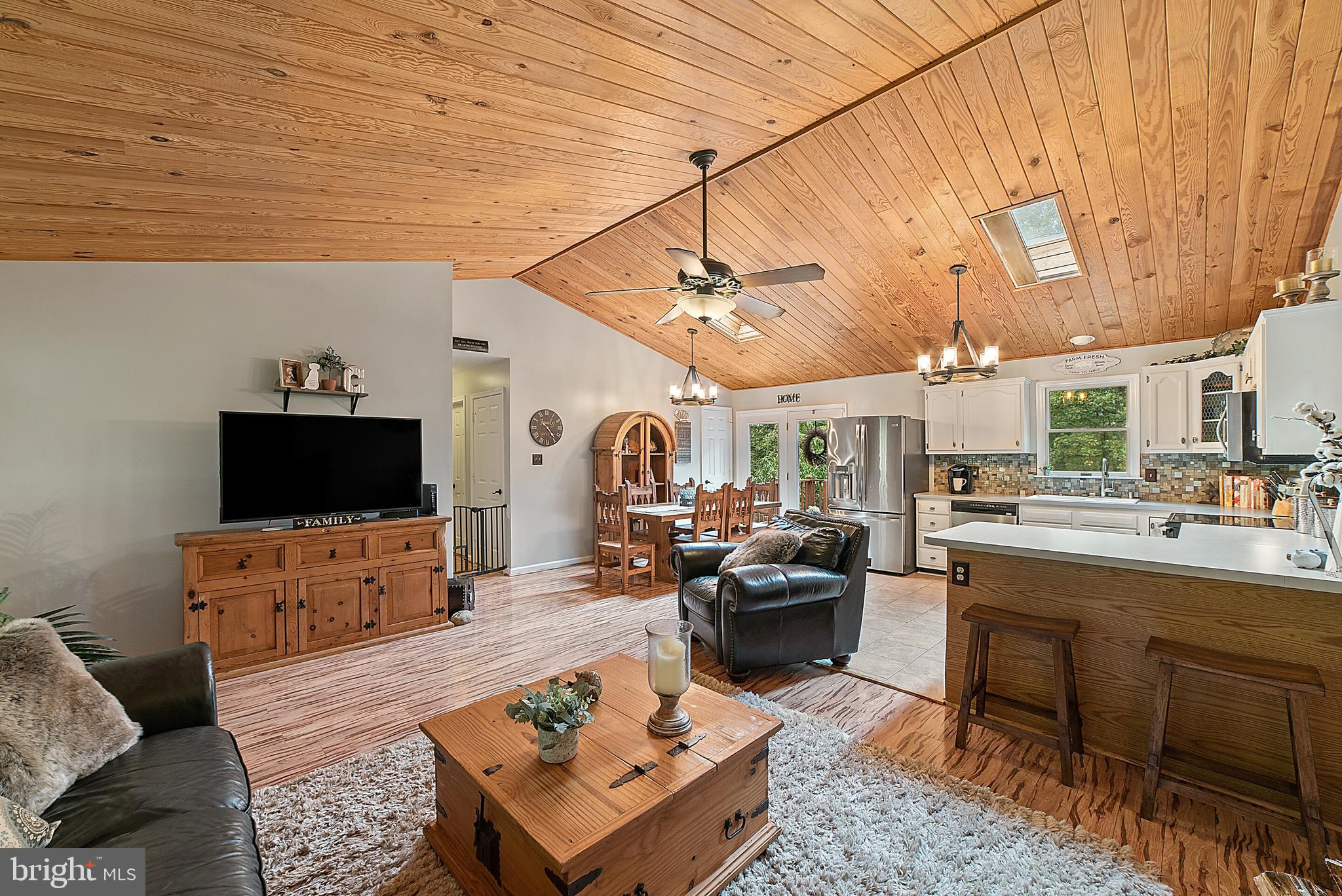 194 Hickory Nut Road Linden, VA 22642 - Photo 9 of 47 Gorgeous vaulted pine ceiling in Great Room