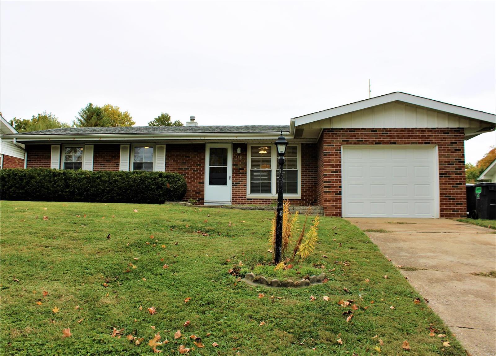 215 North Point Road Fairview Heights, IL 62208 - Photo 1 of 30