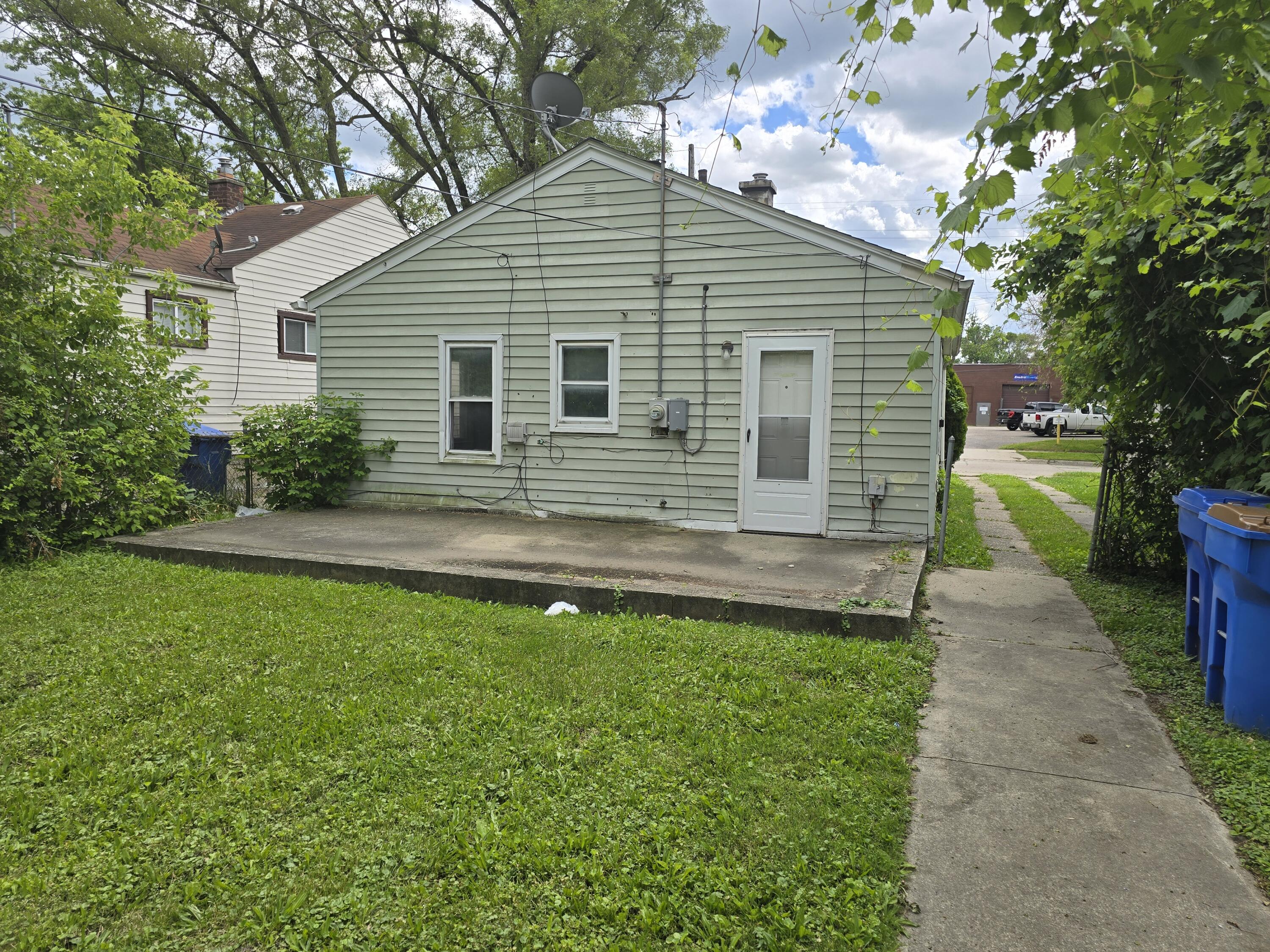 7061 Rivard Avenue Warren, MI 48091 - Photo 13 of 14 20240614_150339