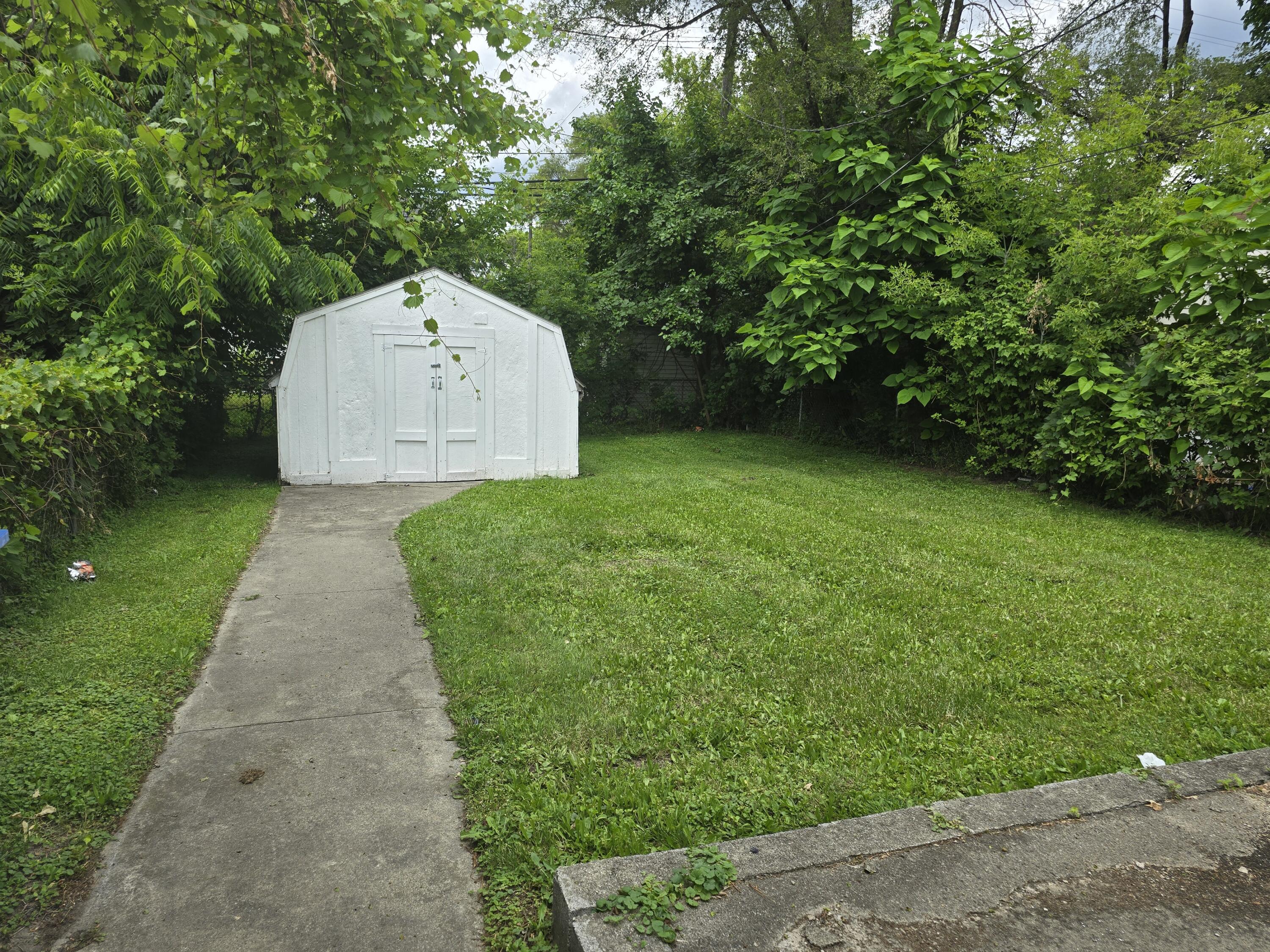 7061 Rivard Avenue Warren, MI 48091 - Photo 14 of 14 20240614_150321