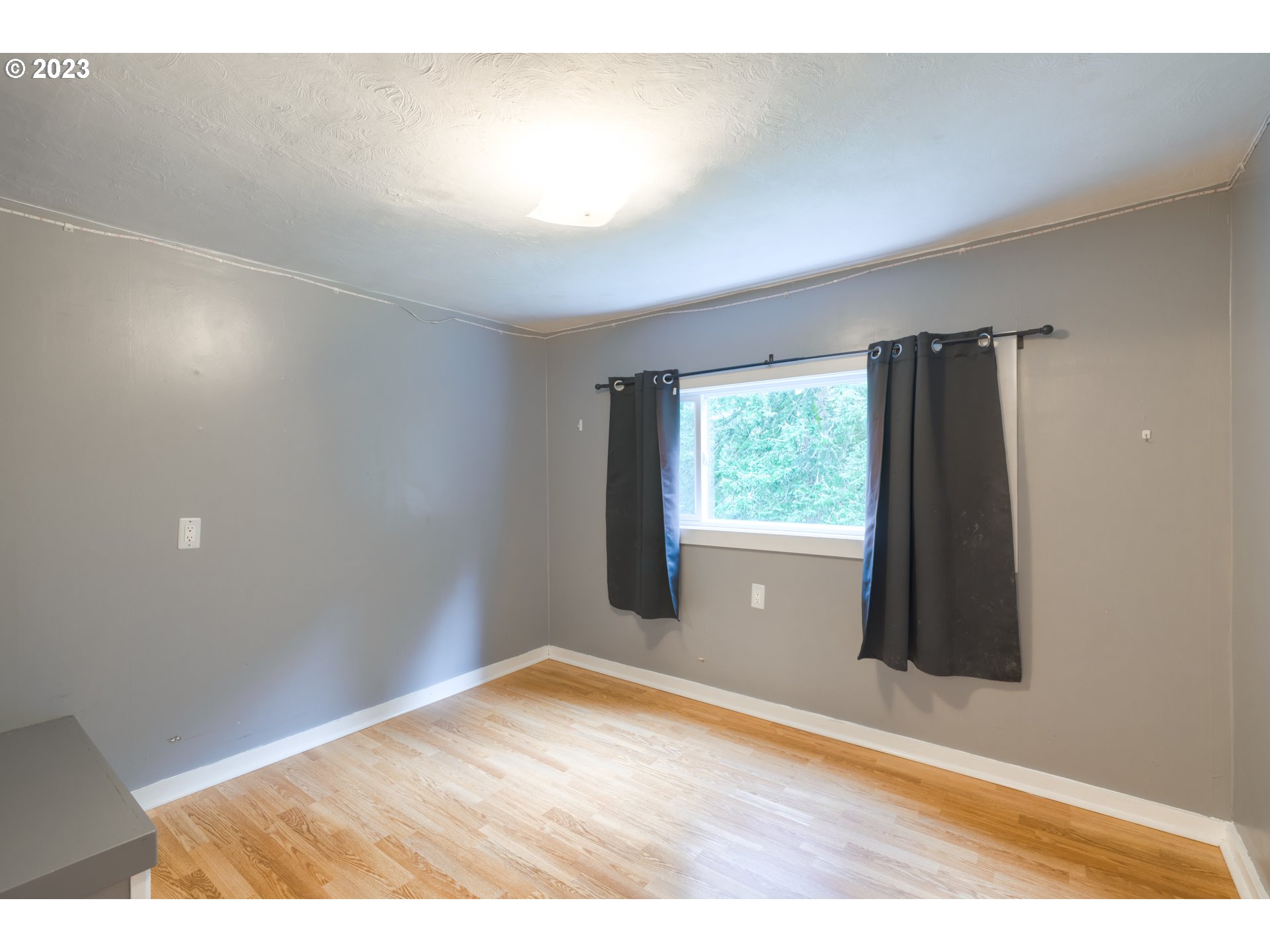 42711 Southeast Hogue Mill Road Corbett, OR 97019 - Photo 17 of 46 Gallery Image 17